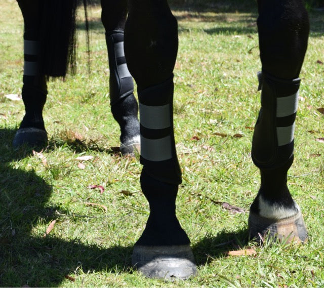 Neoprene Brush Boots