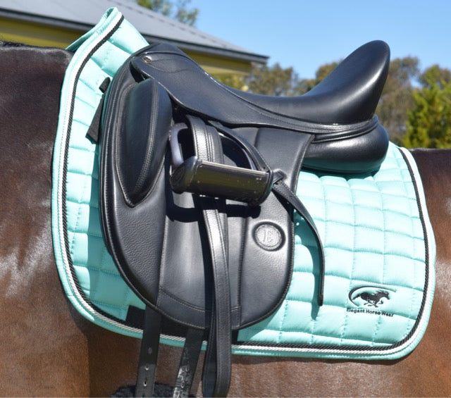 Elegant Quilt Saddle Pad